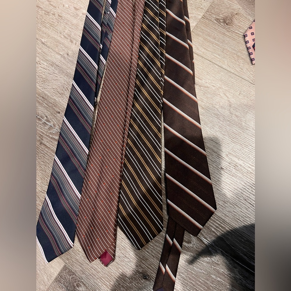 Designer Creations Men's Neck Ties Lot of 4  Vintage Polyester